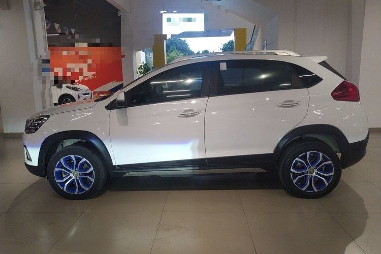 Chery Ruihu 3xe 351KM